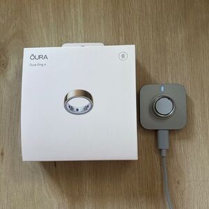 Oura Ring Gen 4 Size 8 - Gold